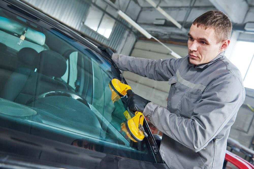All you need to know about replacing your vehicle’s windshield